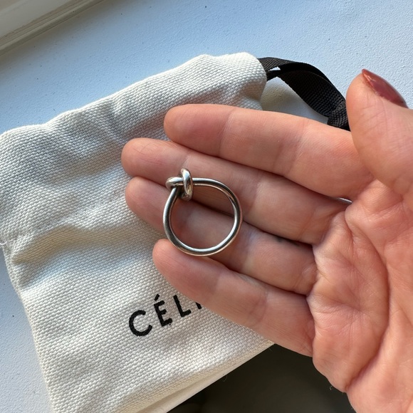 Celine Knot Ring - Picture 8 of 9